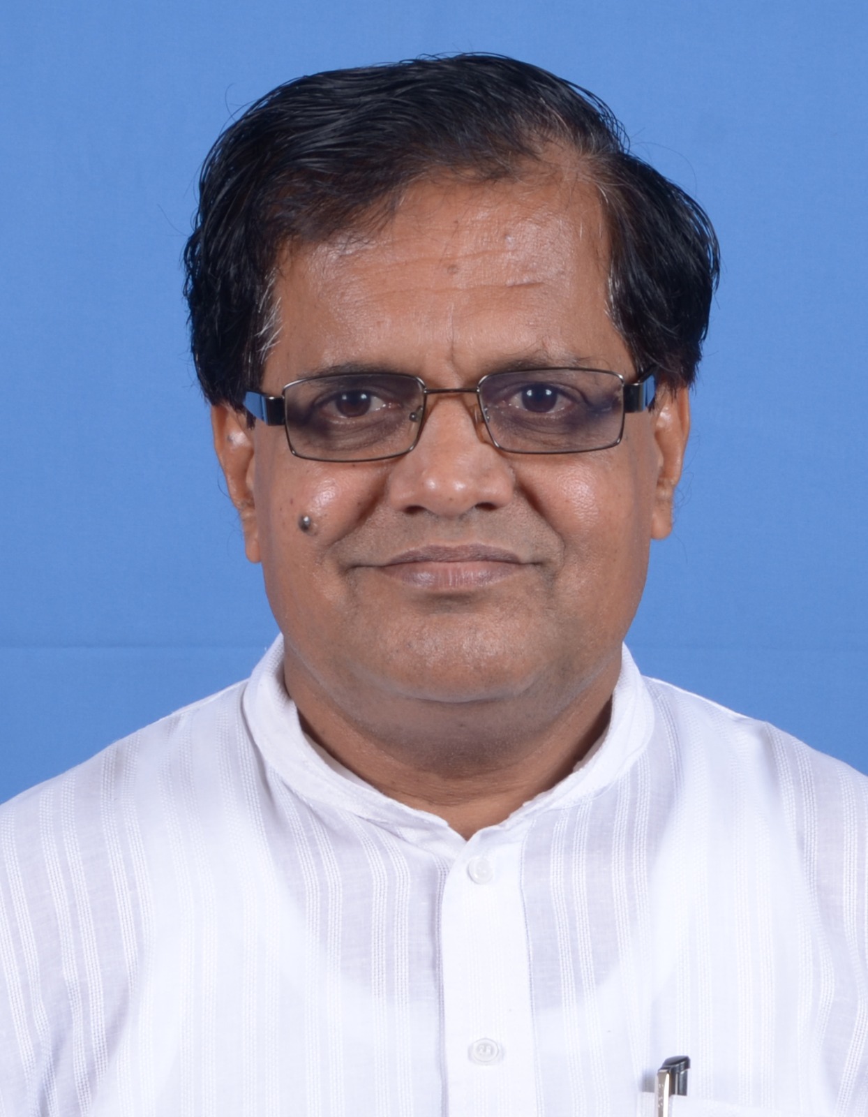 ओडिशा चुनाव से पहले बीजद छोड़े पूर्व विधायक रबी महापात्र