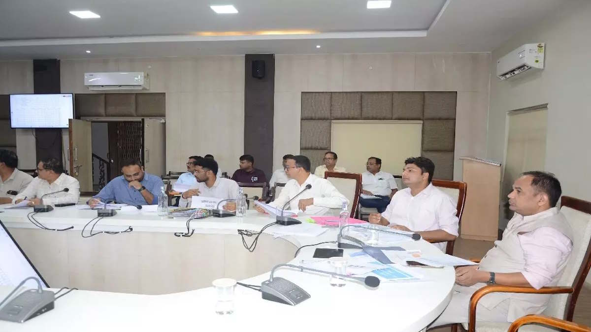 अवैध प्लाटिंग, अतिक्रमण की शिकायत मिली तो जोन कमिश्नर होंगे जिम्मेदार, कलेक्टर का साफ-सीधा संदेश