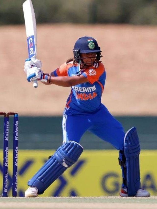 चौक-छक्कों की बारिश, हरमनप्रीत कौर ने इंग्लैंड में बनाया ये धांसू रिकॉर्ड चौक-छक्कों की बारिश, हरमनप्रीत कौर ने इंग्लैंड में बनाया ये धांसू रिकॉर्ड