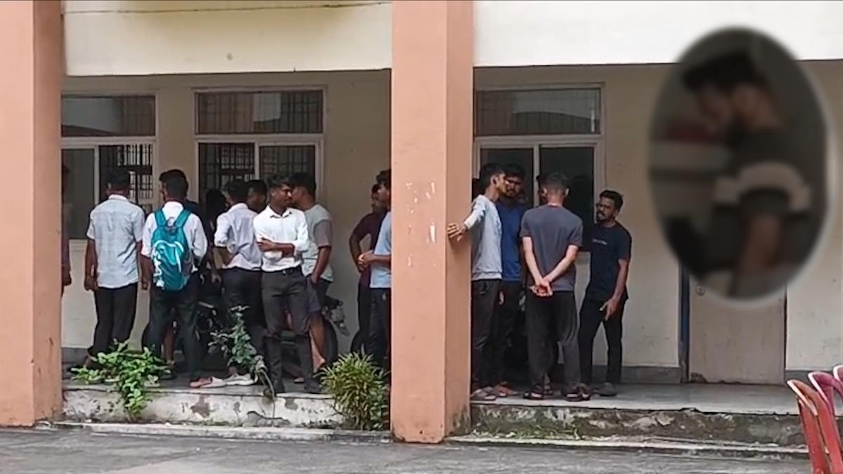 CG Suicide Case: एक्जाम से घंटे भर पहले मेडिकल कॉलेज के छात्र ने लगाई फांसी, मचा हड़कंप