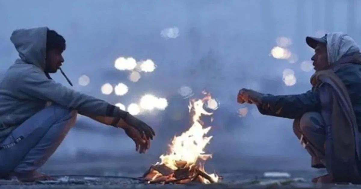 CG Weather Update : छत्तीसगढ़ में हाड़ कपा देने वाली ठंड जारी, अंबिकापुर में 3.3 डिग्री पहुंचा पारा, कई इलाकों में शीत लहर का अलर्ट