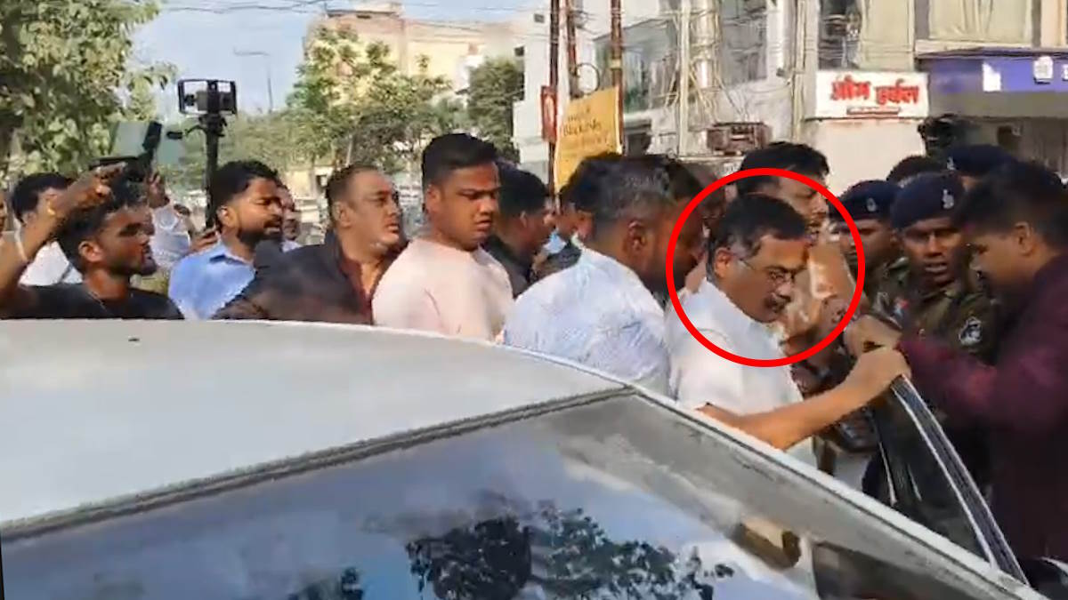 BREAKING NEWS: अग्रवाल और सिंधी समाज के ईष्ट देव के खिलाफ भड़काऊ भाषण देने वाले अमित बघेल ने किया थाने में सरेंडर, पुलिस ने 5 हजार रुपए का रखा था इनाम…