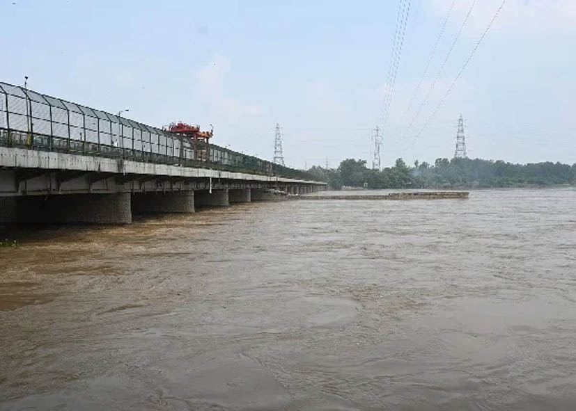 केंद्र का बड़ा फैसला, यमुना को पुनर्जीवित करने की तैयारी केंद्र का बड़ा फैसला, यमुना को पुनर्जीवित करने की तैयारी
