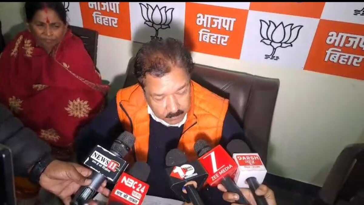 बिहार की सड़कों पर नहीं दिखेंगे गड्ढे, लापरवाही पर होगी कड़ी कार्रवाई, ठेकेदारों को 3 माह की मोहलत