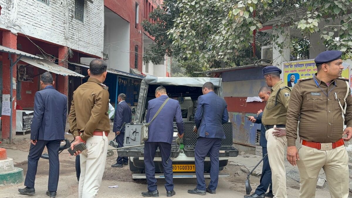 पटना सिविल कोर्ट की सुरक्षा में बड़ी चूक, हथियार के साथ घुसे अपराधी