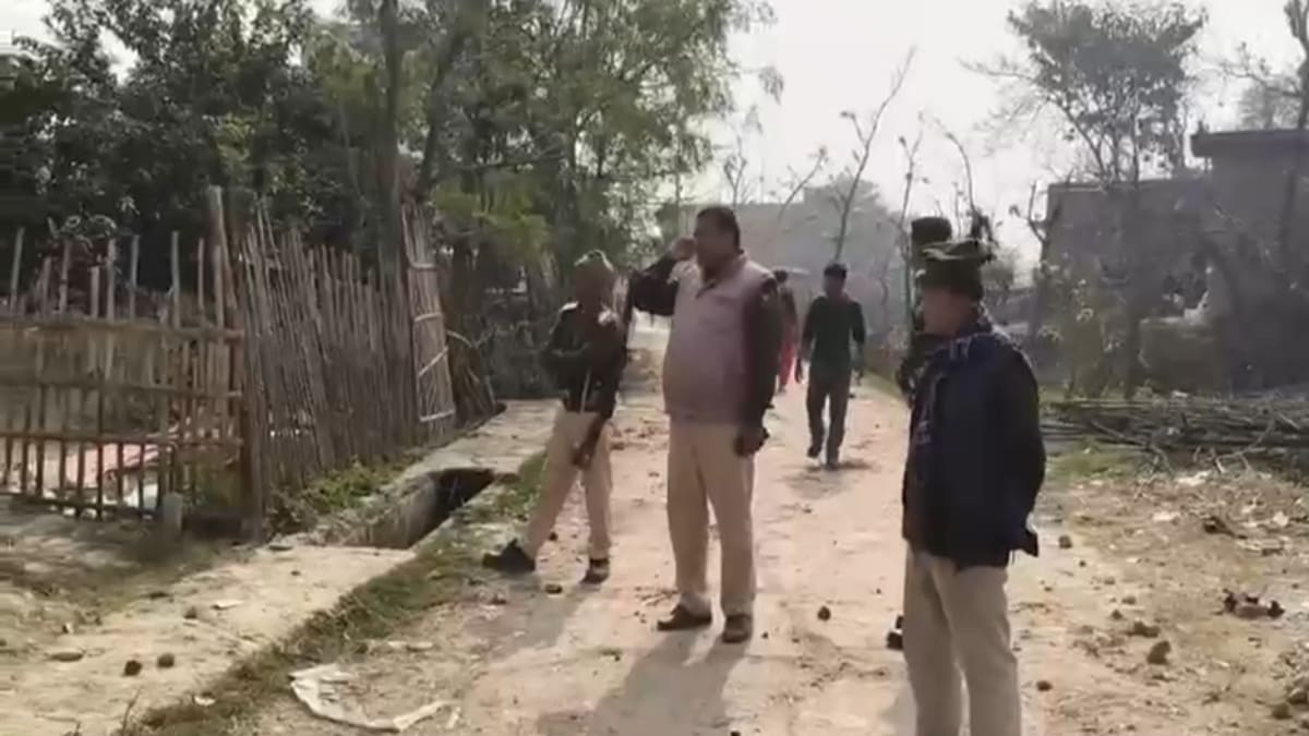 मोतिहारी में बच्चों के विवाद से भड़की हिंसा, खड़हनिया गांव में पथराव और लाठीचार्ज