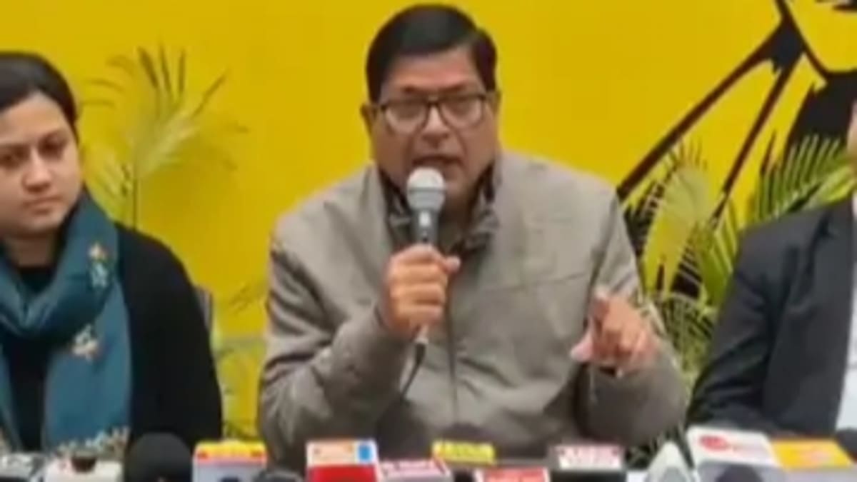 बिहार में 10 साल में 80% बढ़ा अपराध, जन सुराज ने सरकार पर हमला बोला