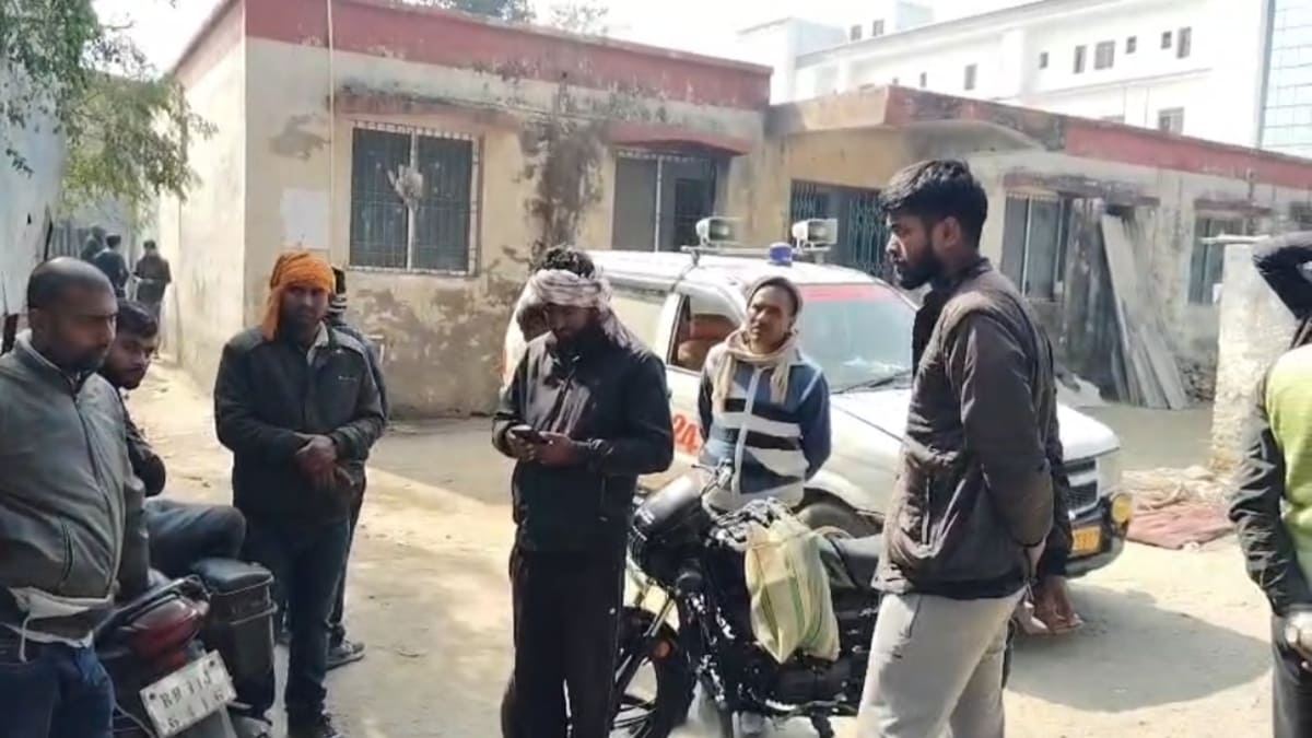 सहरसा में अज्ञात वाहन की टक्कर से बाइक सवार युवक की मौत, इलाज के दौरान तोड़ा दम
