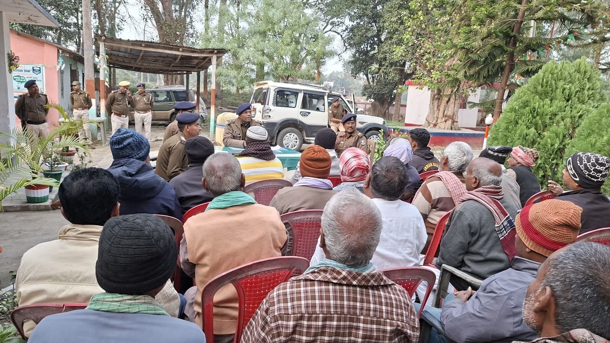 रतनपुर में जन संवाद, एसपी ने सुनीं शिकायतें, त्वरित कार्रवाई के निर्देश