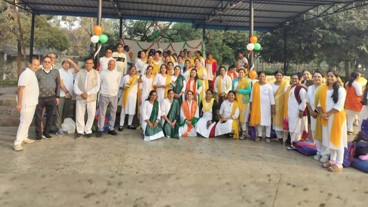 गणतंत्र दिवस पर योग प्रशिक्षकों को किया गया सम्मानित, 11 योग केंद्रों में गूंजा देशभक्ति का तराना…