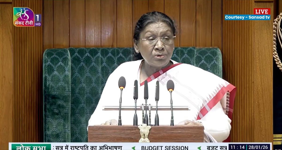 Budget Session 2026: राष्ट्रपति द्रौपदी मुर्मू के  अभिभाषण के साथ बजट सत्र-2026 शुरू, बोलीं- हम किसी को ना डराएं और न ही किसी से डरें, VB- जी राम जी कानून का जिक्र करते ही विपक्ष का हंगामा