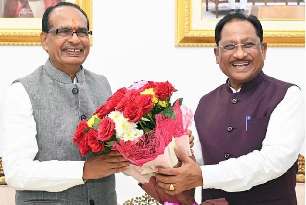 मुख्यमंत्री साय से केंद्रीय कृषि मंत्री शिवराज चौहान ने की मुलाकात, किसानों के मुद्दों पर की चर्चा