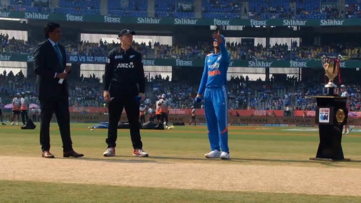 IND vs NZ Toss Update : सीरीज के पहले मुकाबले में टॉस जीतकर भारत ने चुनी गेंदबाजी, देखें दोनों टीमों की प्लेइंग 11