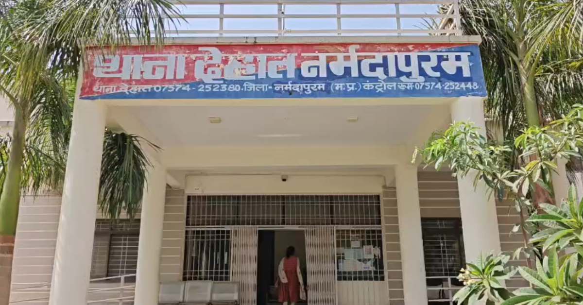 युवती का रिश्ता तुड़वाने के शक में युवक का अपहरण: पिकअप में बैठाकर रेत खदान ले गए, 5 घंटे तक पीटा; पुलिस की गाड़ी देख छोड़कर भागे