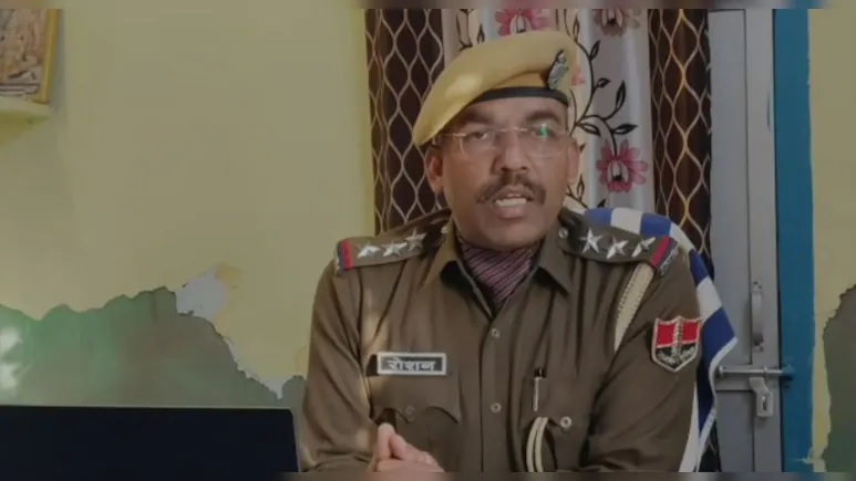 Rajasthan News: सावधान! अगर आपके मोबाइल में है ये ऐप तो तुरंत हटाएं, नहीं तो खाली हो सकता है बैंक खाता