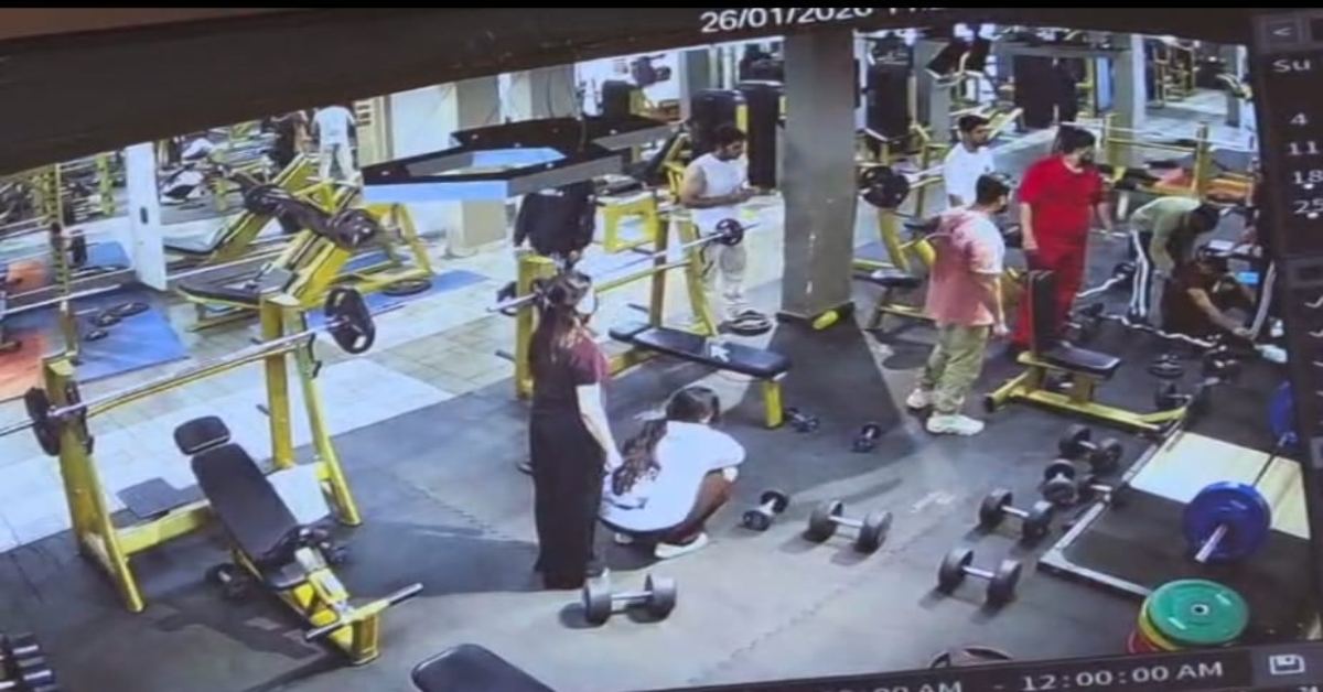 फिटनेस की जगह फाइट: गाना बदलने की बात पर भड़के युवक, जिम में डम्बल से हमला, CCTV में कैद वारदात