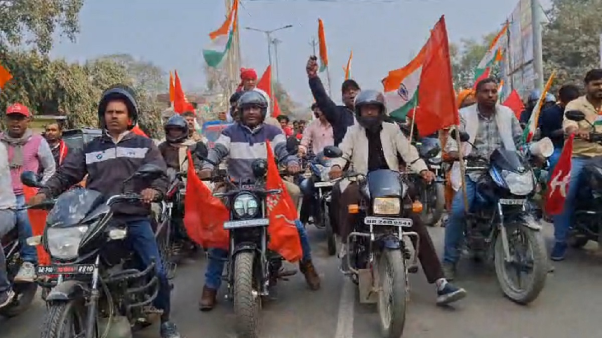 गणतंत्र दिवस पर सासाराम में किसान-मजदूरों का शक्ति प्रदर्शन, लेबर कोड के खिलाफ भरी हुंकार