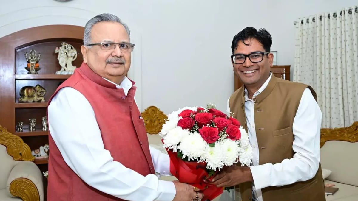 बजट सत्र से पहले वित्त मंत्री ओपी चौधरी ने विधानसभा अध्यक्ष रमन सिंह से की मुलाकात, सत्र के साथ आर्थिक और जनहित से जुड़े मुद्दों पर हुई चर्चा…