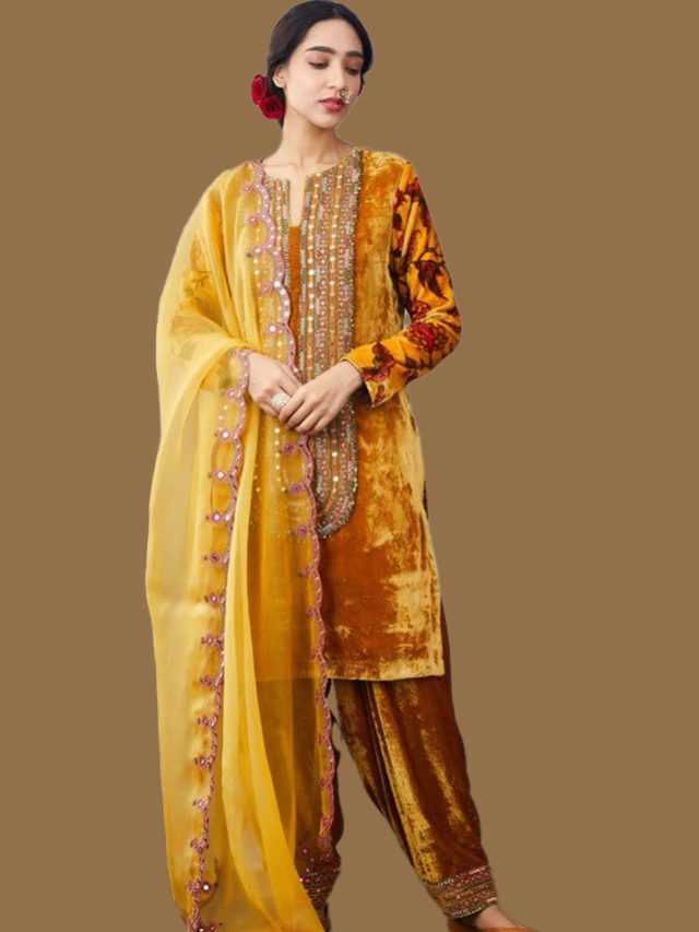 बसंत पंचमी पर पहनें इस तरह के येलो सलवार सूट, मिलेगा ब्राइट और ब्यूटीफुल लुक