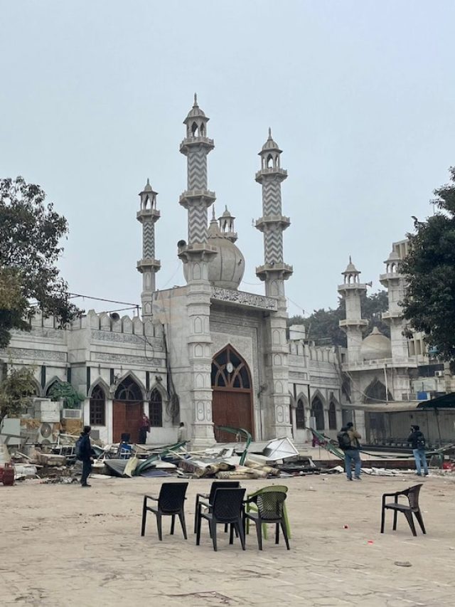 किसने बनवाई थी दिल्ली की फैज-ए-इलाही मस्जिद? जिसके पास हुई जमकर की तोड़फोड़…