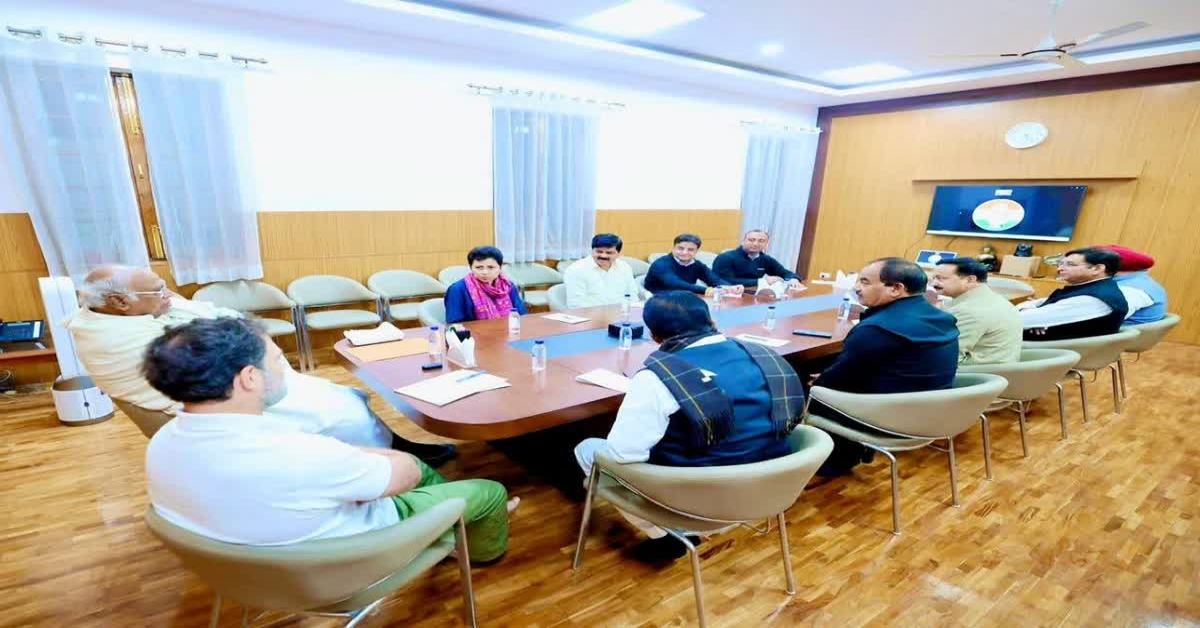 BREAKING : उत्तराखंड कांग्रेस के 4 नेताओं को पार्टी आलाकमान ने दी बड़ी जिम्मेदारी, UP और नागालैंड में संगठन सृजन अभियान के बने पर्यवेक्षक