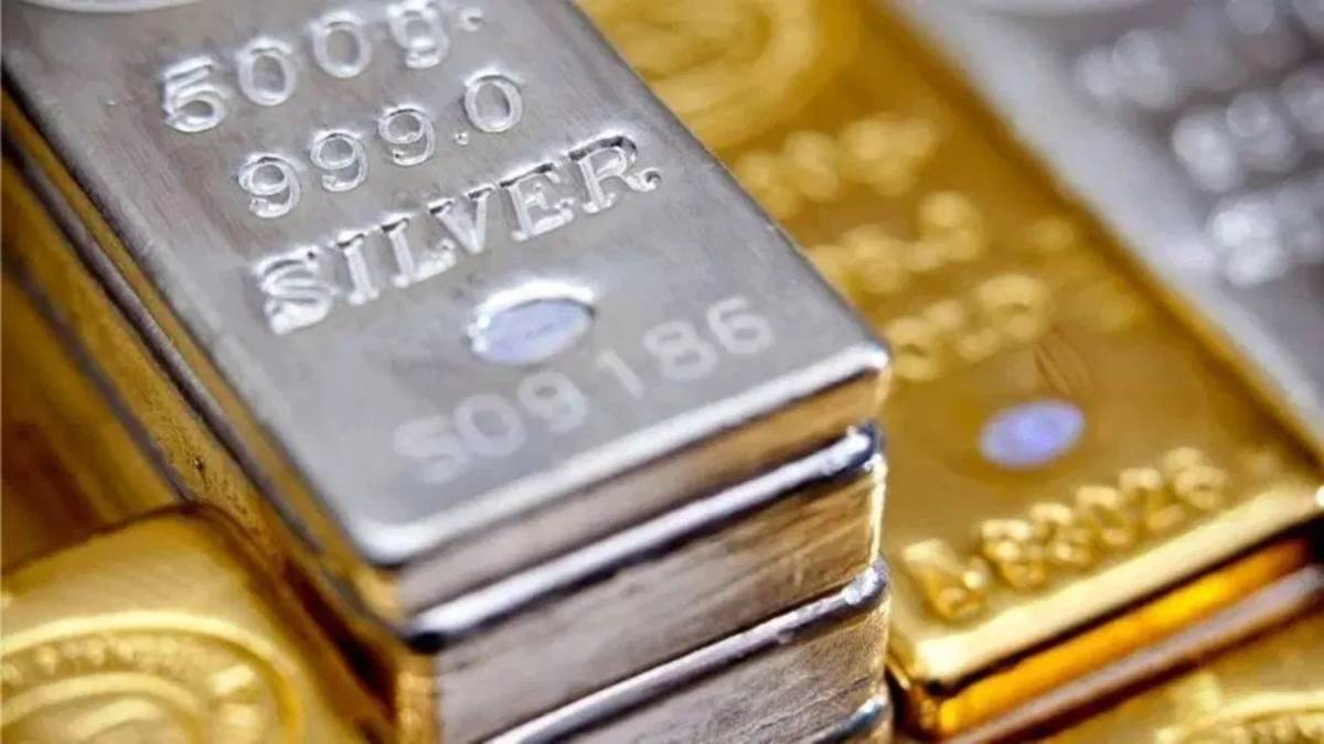 Gold-Silver Price: 17,000 रुपये सस्ती हुई चांदी, सोने के दाम भी गिरे, जानिए आज का ताजा भाव