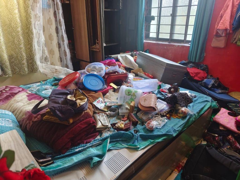 दंतेश्वरी मंदिर के बाद अब घर में बड़ी सेंधमारी, तीन घंटे में 16 लाख की चोरी