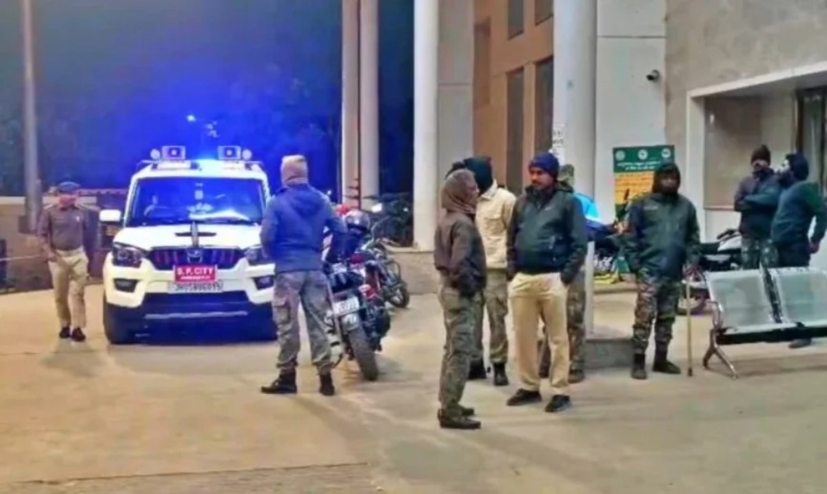 कैरव गांधी अपहरण केस में पुलिस और अपराधियों के बीच भीषण मुठभेड़, तीनों अपराधी गोली लगने से घायल