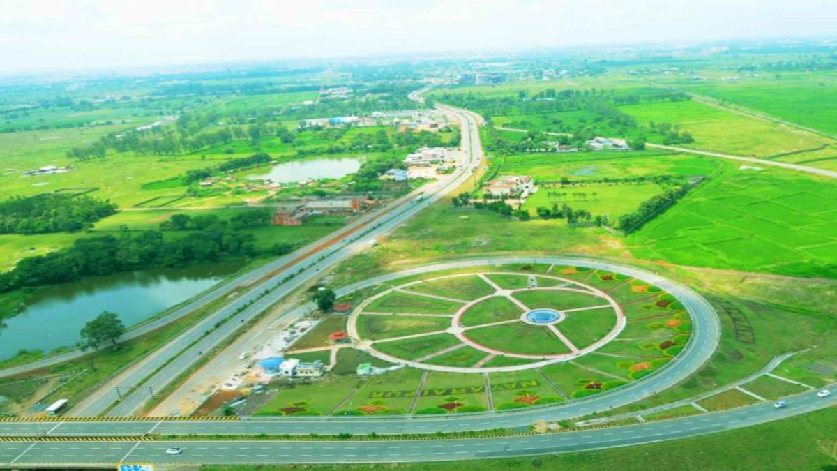 नई गाइडलाइन दरें जारी : रायपुर जिले के ग्रामीण इलाकों में जमीन की दरों में गिरावट, जानिए नवा रायपुर, अभनपुर और गोबरा नवापारा की नई दरें…