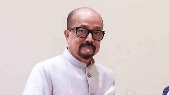 पांच दिन में दूसरी बार ट्रैफिक जाम में फंसे राज्यपाल रमेन डेका, सुरक्षा कारणों से सेफ हाउस में रुकवाया गया