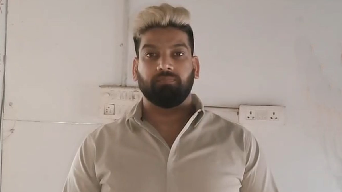 BREAKING: हिस्ट्रीशीटर रोहित तोमर पुलिस के सामने हुए पेश, सुप्रीम कोर्ट ने गिरफ्तारी पर लगाई है रोक…