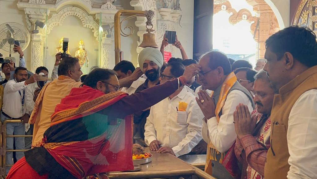 केंद्रीय मंत्री शिवराज सिंह पहुंचे डोंगरगढ़, विद्यासागर महाराज के जीवन पर आधारित म्यूजियम – संग्रहालय का किया भूमिपूजन…