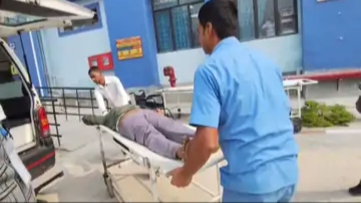 नालंदा में इंटर परीक्षा के दौरान छात्र बेहोश, गणित पेपर के बीच बिगड़ी तबीयत, अस्पताल में भर्ती