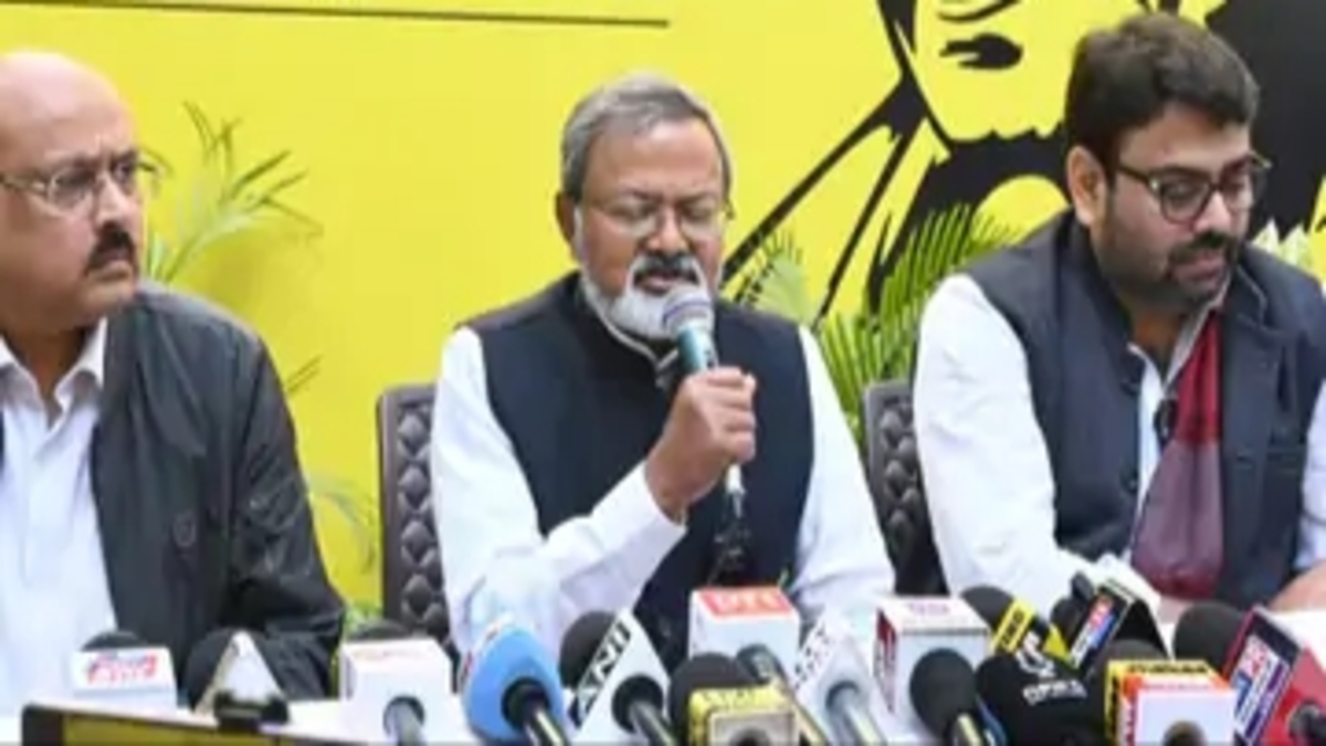 जन सुराज ने 2026-27 के बजट पर सरकार की प्राथमिकताओं और आर्थिक आंकड़ों पर उठाए सवाल, 8 फरवरी से मैदान में उतरेंगे