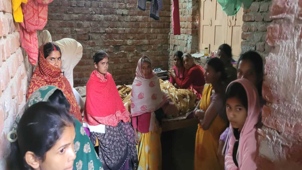 पटना में बेखौफ बदमाशों का तांडव, दिव्यांग परिवार को बंधक बना हथियार के बल पर 6 लाख की लूट