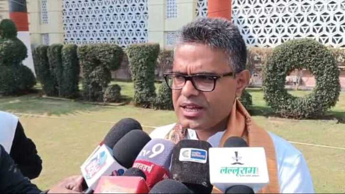 सबका साथ-सबका विकास के मंत्र से घबराया विपक्ष, माधव आनंद बोले- सदन की कार्यवाही बाधित करना निंदनीय