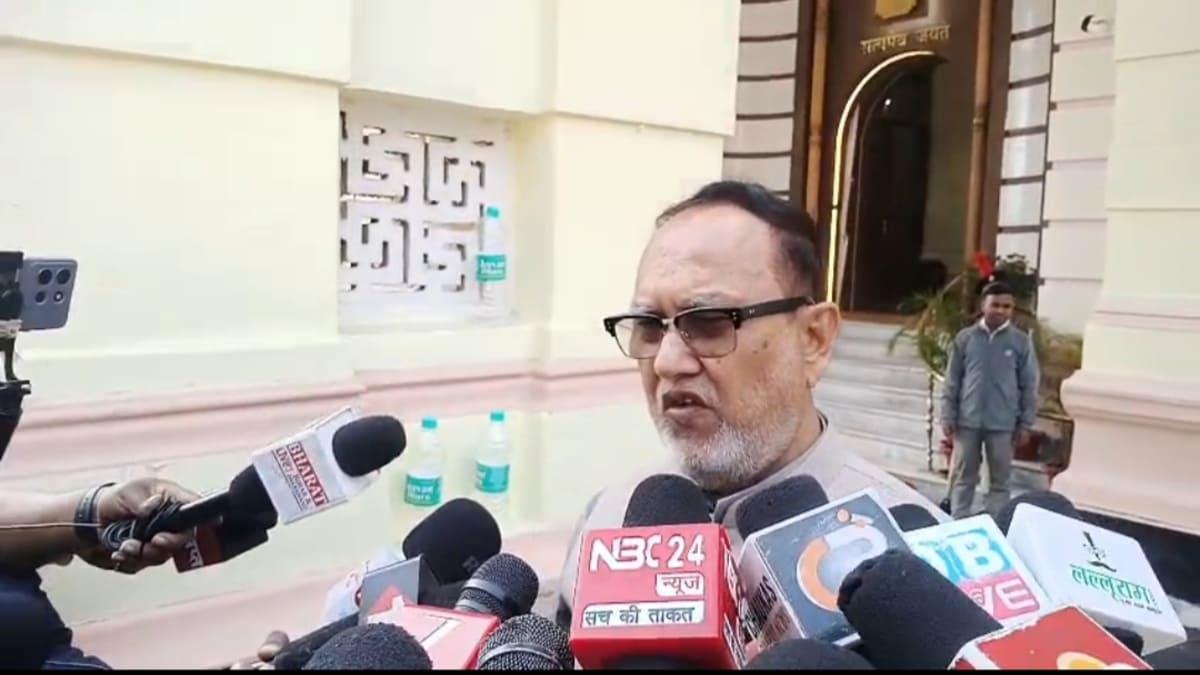 लात जूता खाई छी, भने रहय छी… मिथिला की कहावत सुना सिद्दीकी ने नीतीश सरकार को घेरा, वंदे मातरम पर दिया बड़ा बयान