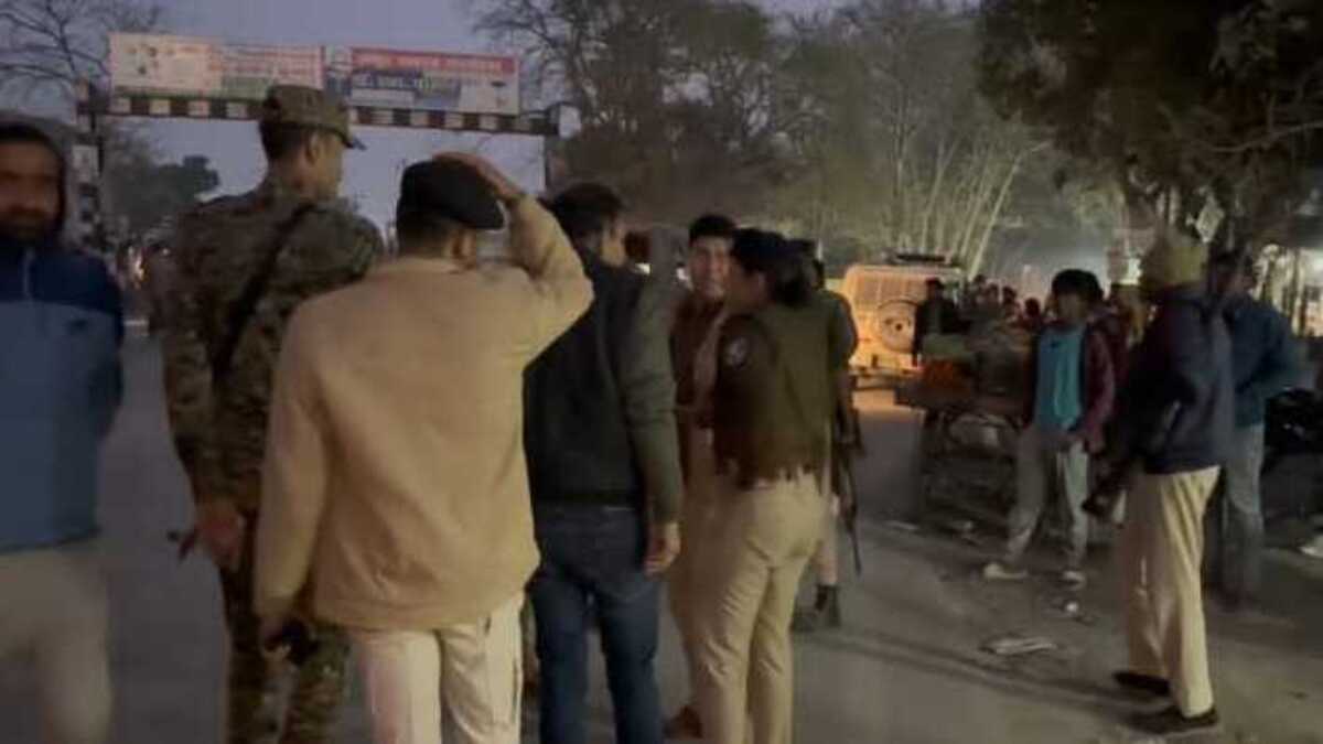 मोतिहारी में नशा तस्करों के बाद अब पीने वालों की बारी, पुलिस की छापेमारी में महिला गिरफ्तार, भारी मात्रा में स्मैक बरामद