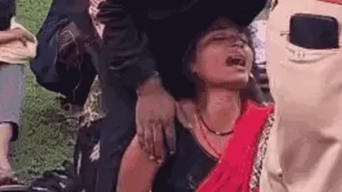 भिवाड़ी की अवैध पटाखा फैक्ट्री में बड़ा धमाका, मोतिहारी के 6 मजदूरों की जिंदा जलने से मौत, पुलिस ने मैनेजर को दबोचा