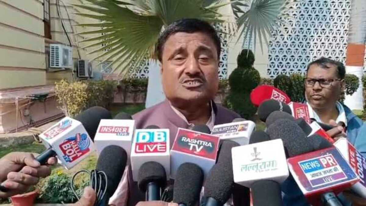 विपक्ष पर बरसे जदयू विधायक, बोले-जवाब मिलने के बावजूद सदन की कार्यवाही बाधित करना गलत