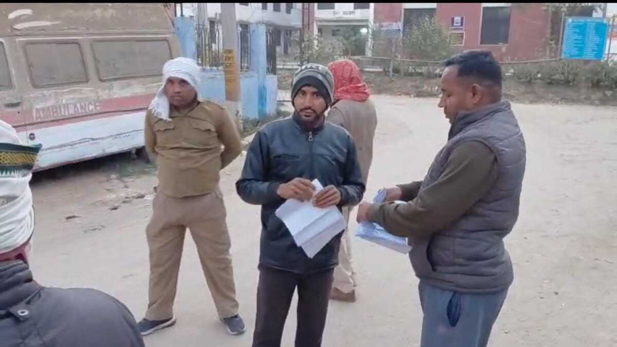 शादी के तीन वर्ष बाद विवाहिता ने फांसी लगाकर की आत्महत्या, परिजनों में जताई हत्या की आशंका, जांच में जुटी पुलिस