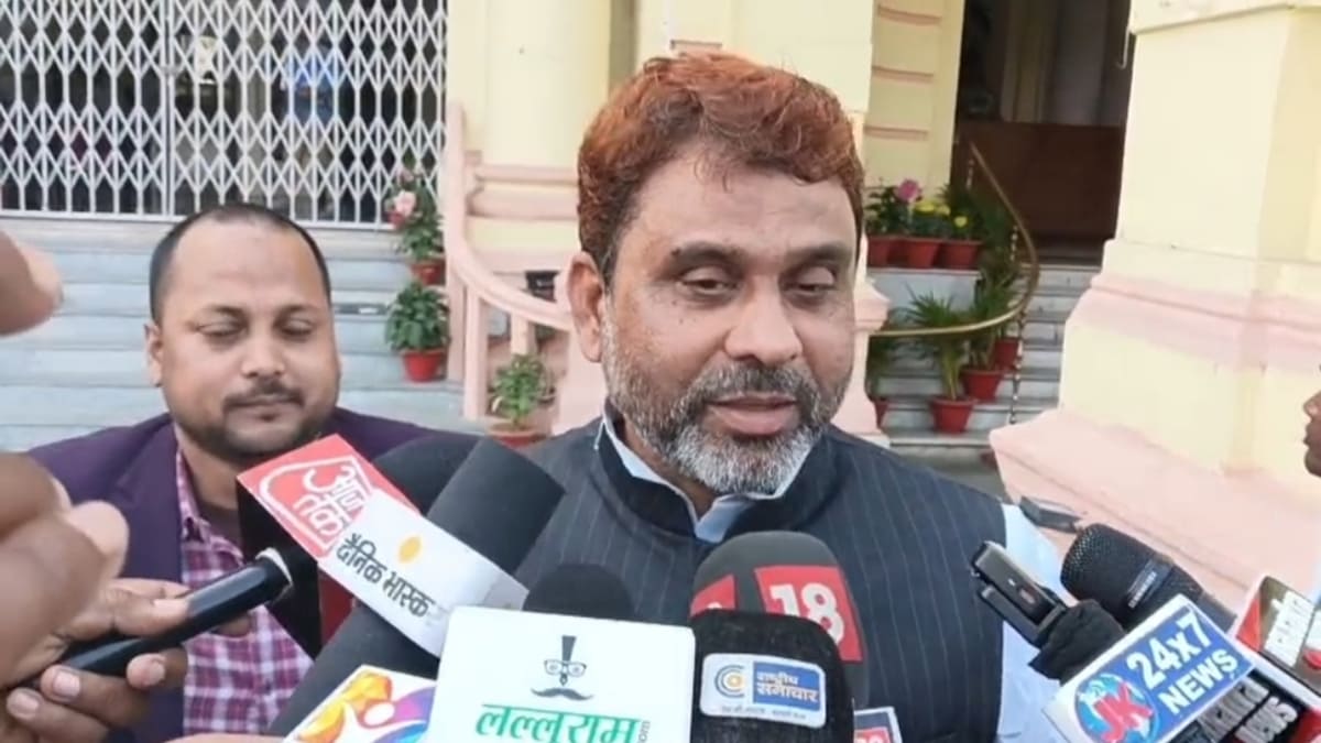 शराबबंदी ने नई पीढ़ी को किया बर्बाद, सूखे नशे की गिरफ्त में युवा, अख्तरुल ईमान ने नीतीश सरकार को घेरा, लगाए गंभीर आरोप