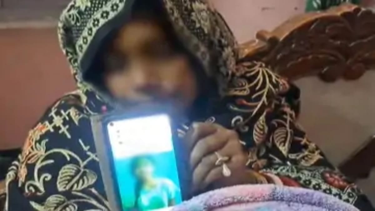 सरफिरे प्रेमी ने दूसरे से बात करने पर घर में घुसकर सोती हुई प्रेमिका के सिर में मारी गोली, पुलिस ने आरोपी को दबोचा