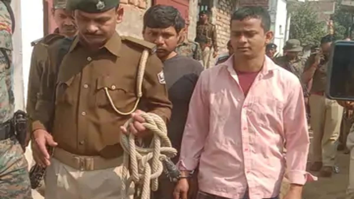 ​भागलपुर में मिनी गन फैक्ट्री का पर्दाफाश, STF की छापेमारी में 5 गिरफ्तार, 20 पिस्टल बरामद