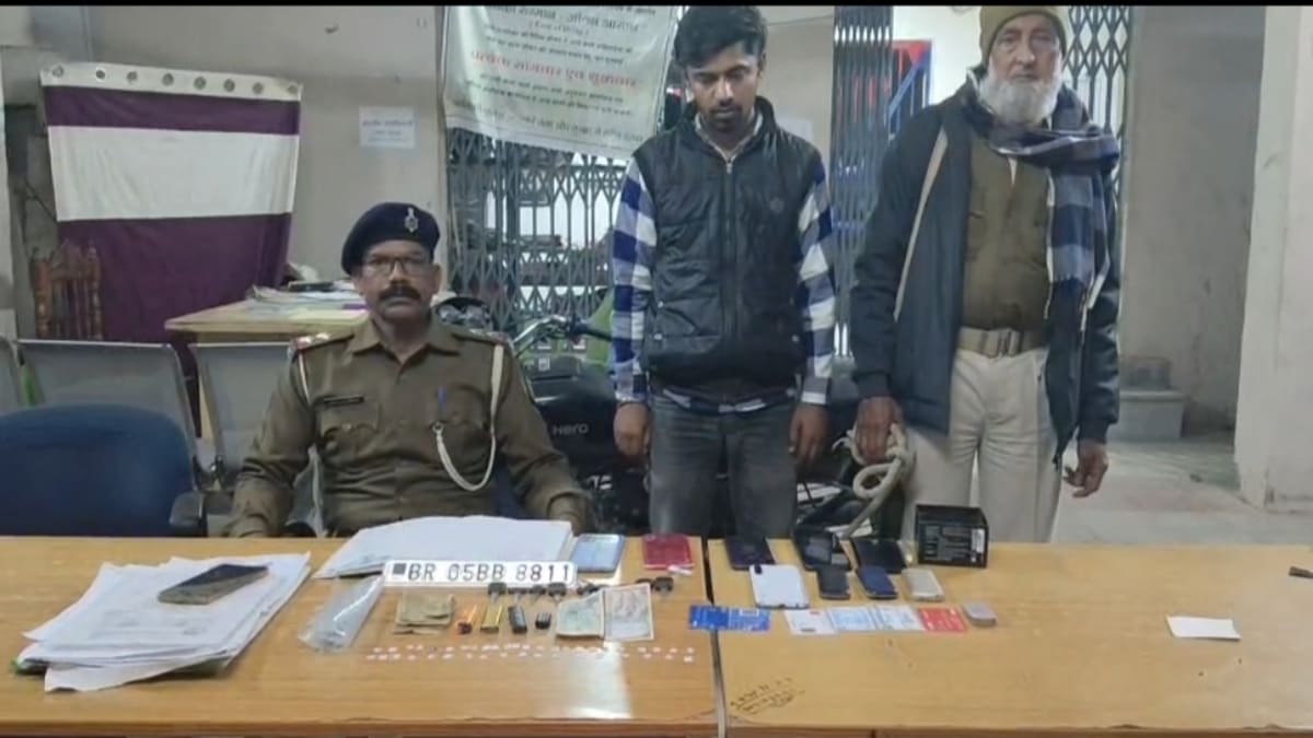 पुलिस के हत्थे चढ़ा शातिर चोर, जेल से भागकर चला रहा था गिरोह, नेपाल तक फैला था बाइक चोरी का जाल