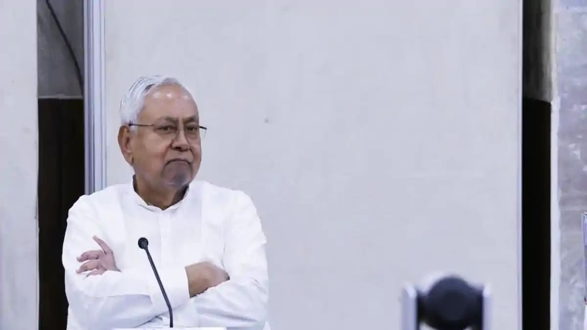 बजट सत्र के बीच नीतीश कैबिनेट की बैठक, सोनपुर एयरपोर्ट समेत कई अहम प्रस्तावों पर नीतीश सरकार की मुहर