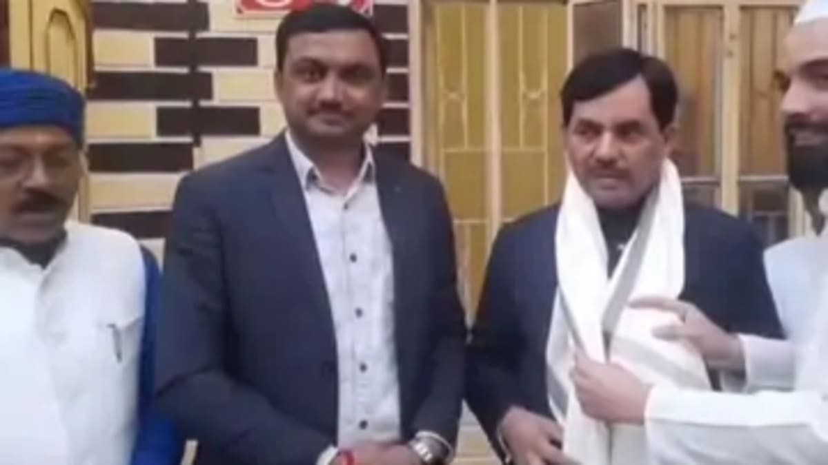 शाहनवाज हुसैन का बड़ा हमला, बोले- मोदी का विरोध करते-करते देश का विरोध करने लगी है कांग्रेस, राहुल गांधी पर हो मुकदमा