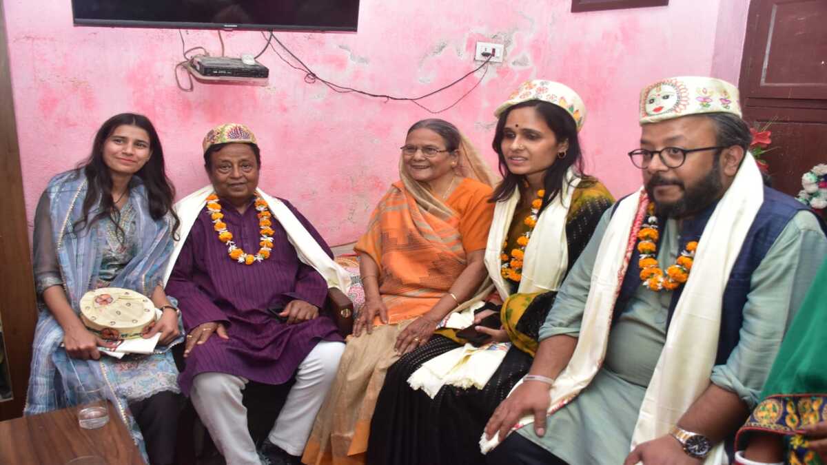 पद्मश्री कलाकारों की धरती जितवारपुर को मिली क्राफ्ट विलेज की सौगात, विकास कार्यों का शुभारंभ