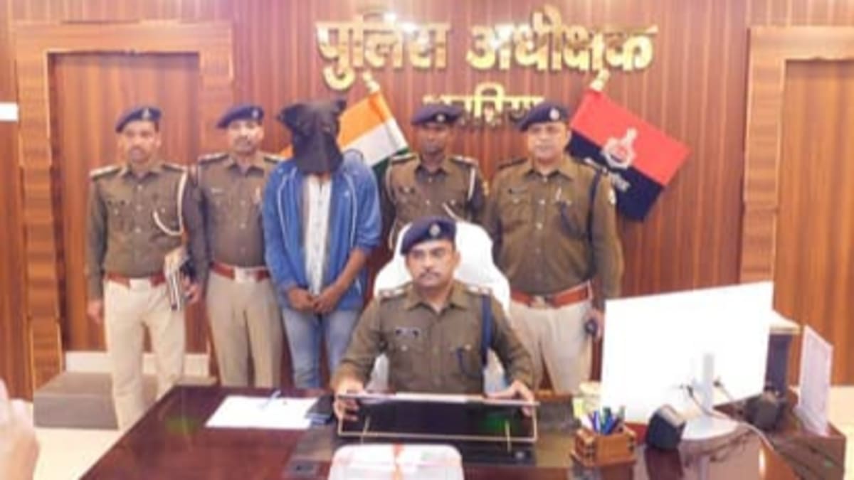 ​अररिया पुलिस की बड़ी कार्रवाई, SIT ने दबोचा टॉप-10 अपराधी संतोष गोस्वामी, चार पिस्टल और कारतूस जब्त