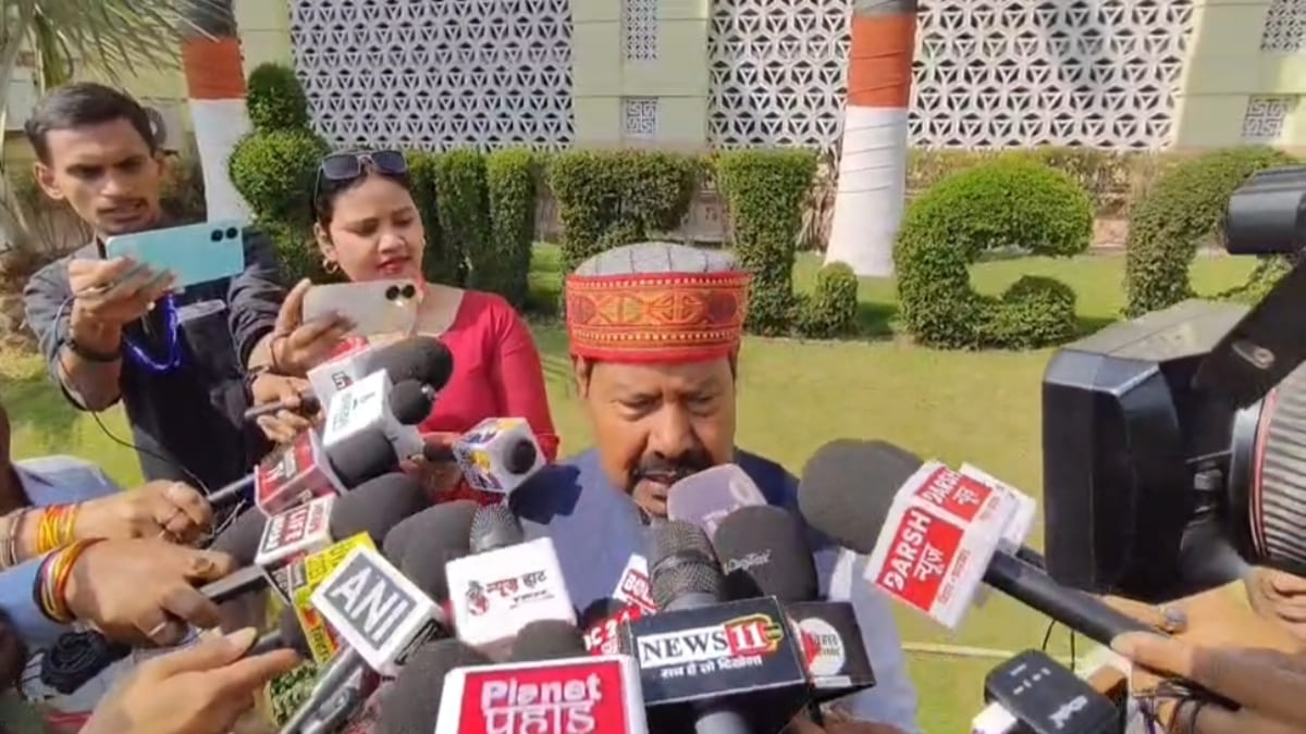 विधायक भाई बीरेंद्र का सरकार पर बड़ा हमला, बोले- बिहार में शराब की होम डिलीवरी, आरोपियों को सत्ता का मिल रहा संरक्षण